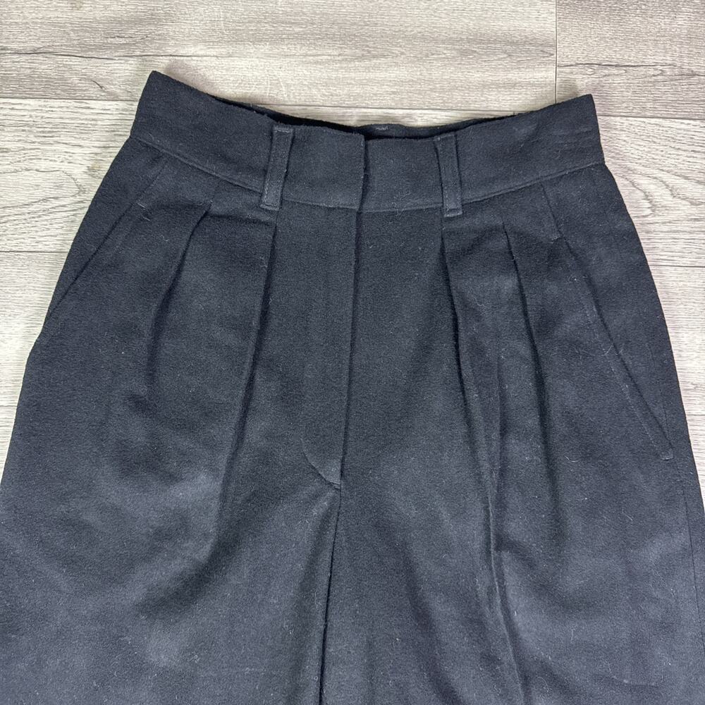 J. Crew Black High-Waist Pleated Women’s Shorts - Picture 2 of 5